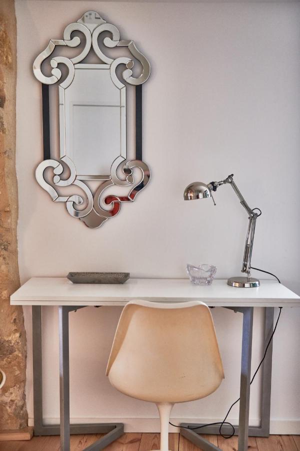 Elegant Appartement Tout Confort Avec Climatisation Dans Le Centre Historique De St Emilion Saint-Émilion Buitenkant foto